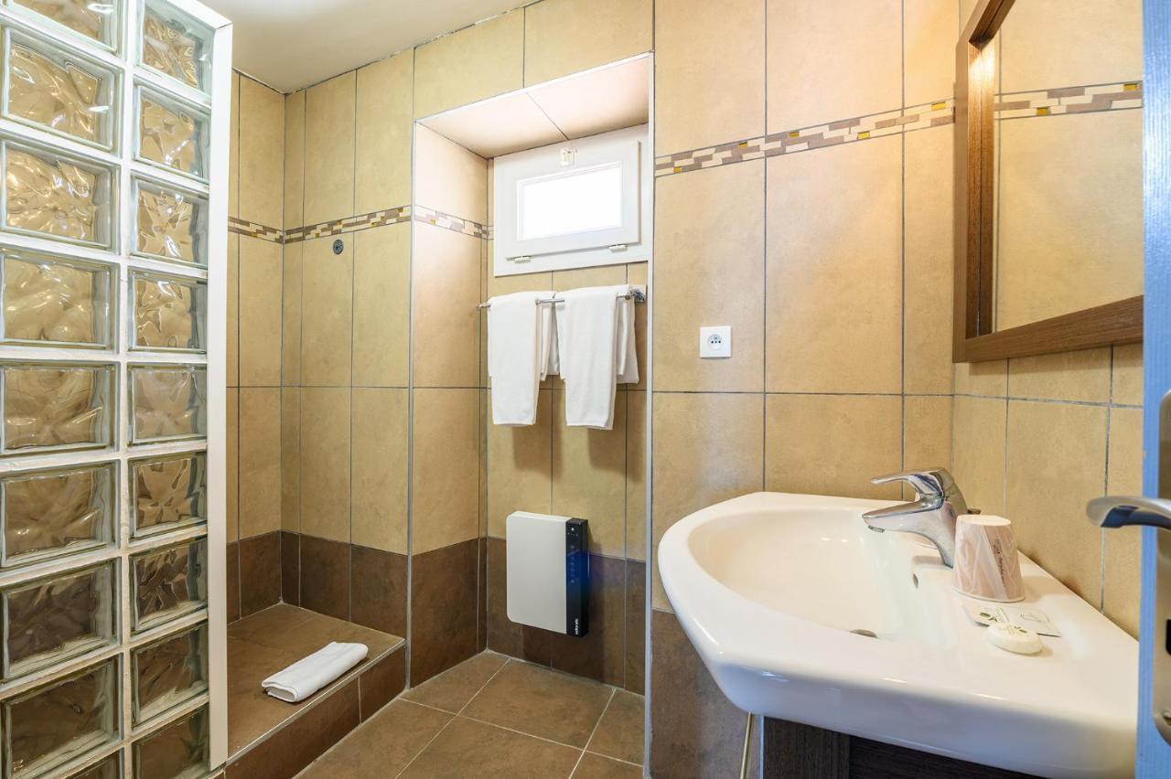 Hôtel Triton Collioure Ngoại thất bức ảnh