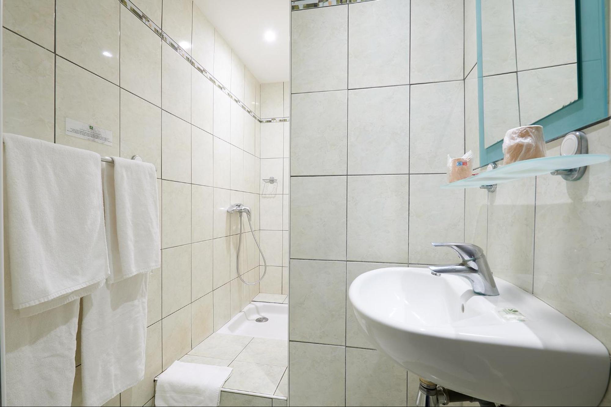 Hôtel Triton Collioure Ngoại thất bức ảnh