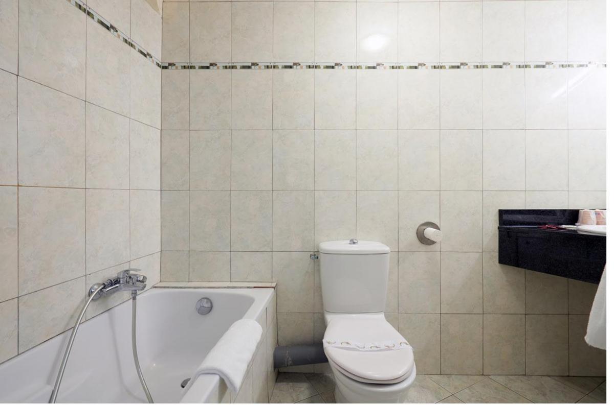 Hôtel Triton Collioure Ngoại thất bức ảnh